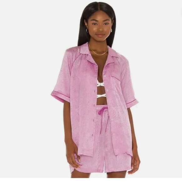 Revolve Tell Your Friends Eden Print Pink Silk Bowling Shirt Medium - Picture 2 of 11